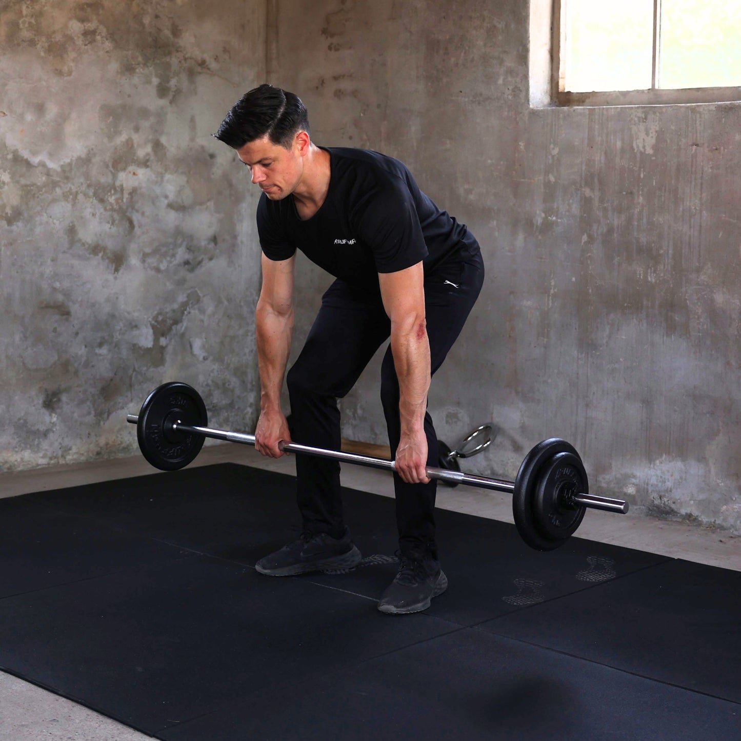 Barbell - With Barbell Collars - 180 cm - Ø 30 mm