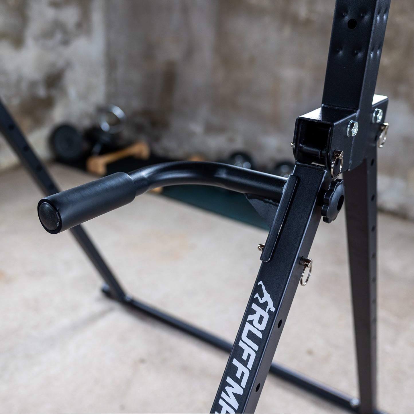 Foldable pull-up bar - FPT165